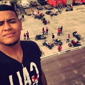 Meet your Posher, Victor